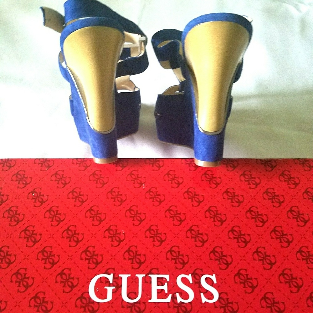 GUESS Wedges - Picture 4 of 7